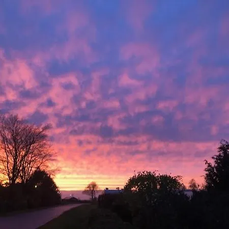 Neumann - Ein Ganzes Haus Fuer Ihren Urlaub! * Hessenburg