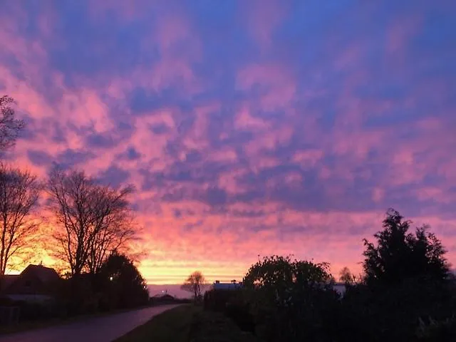 Neumann - Ein Ganzes Haus Fuer Ihren Urlaub! * Hessenburg